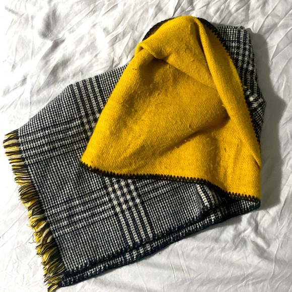 Chunky Scarf - Picture 2 of 3